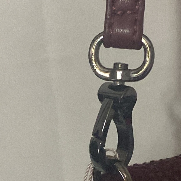 NWT NEMAN MARCUS SUEDE Elegant Burgundy GLITTERY Magnetic close crossbody Bag - Picture 4 of 11